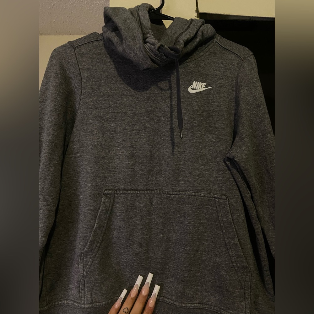 NIKE BRAND NEW ONLY WORE ONCE